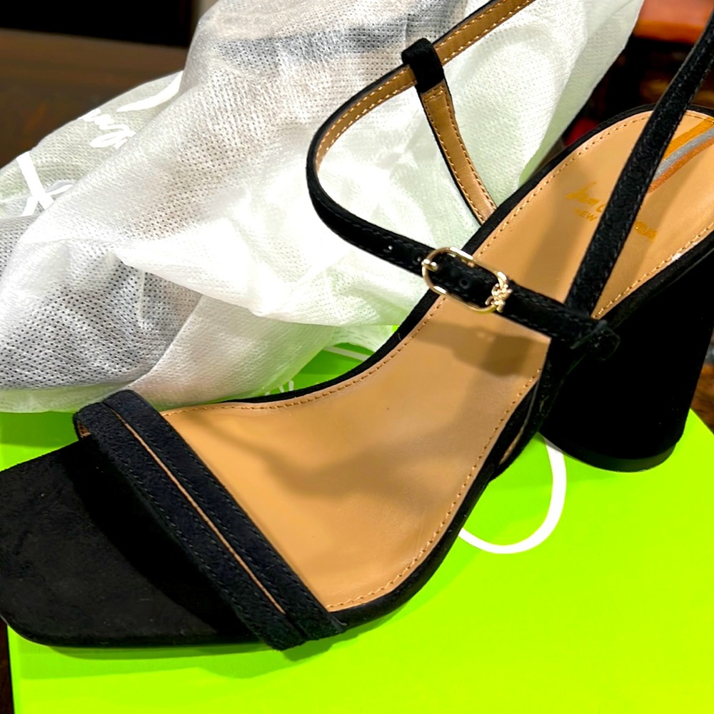 Sam Edelman black suede heels size 7.5